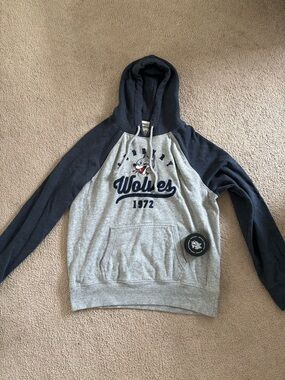 Sudbury Wolves OHL Hoodie + Game Puck